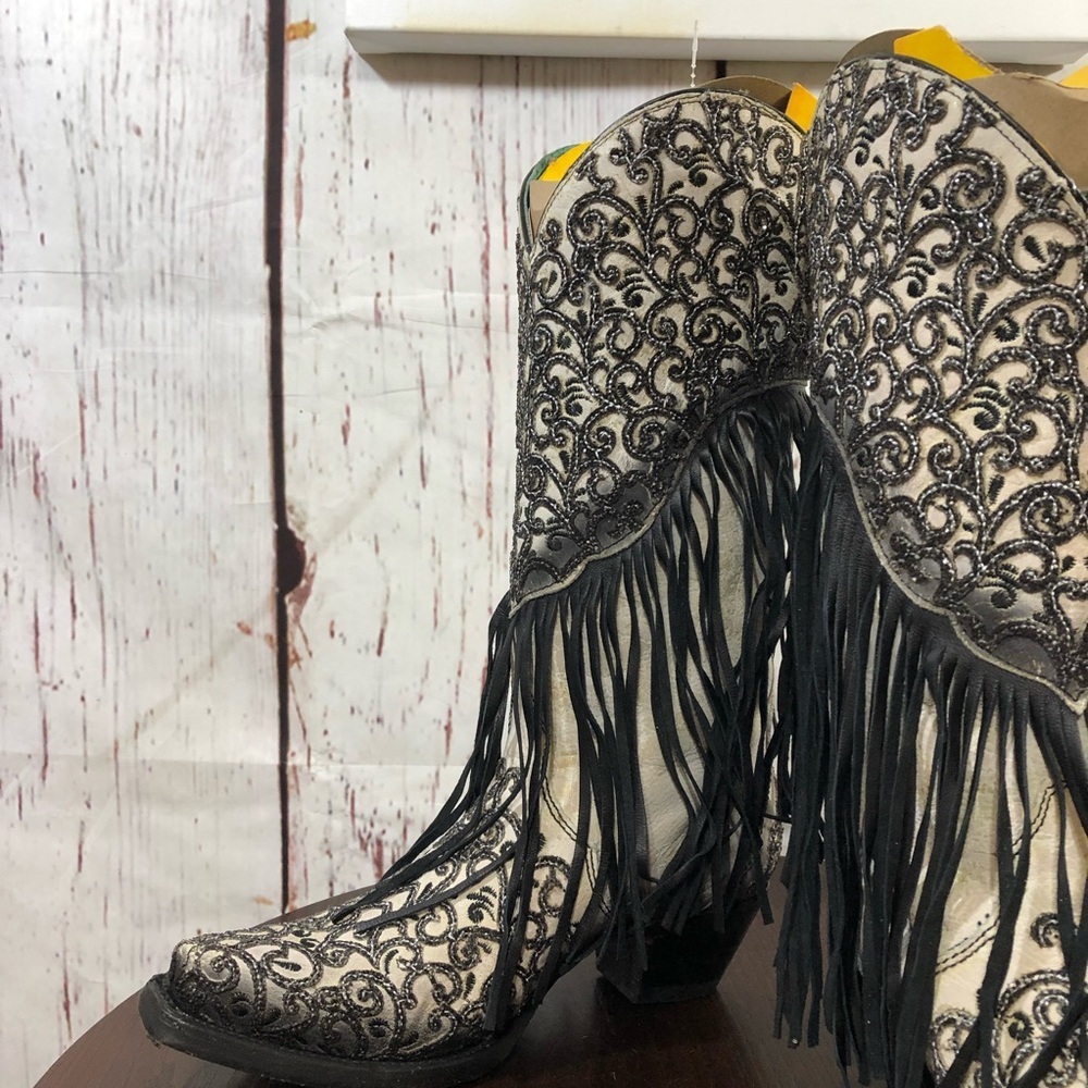 CORRAL handcrafted Fringe Embroidered Western Women’s Boot - Black and Cream 7 - Picture 8 of 16